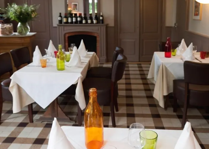 La Fraichette-hotel & Отель Ла-Ривьер-Сен-Совёр