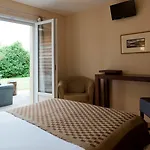 Hotel La Fraichette-hotel & La Rivière-Saint-Sauveur