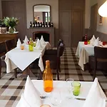 La Fraichette-hotel & Hotel La Rivière-Saint-Sauveur