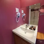 La Fraichette-hotel & 3* La Rivière-Saint-Sauveur