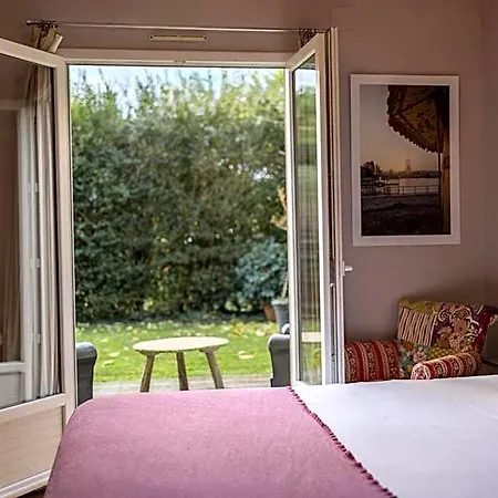 La Fraichette-hotel & 3* La Rivière-Saint-Sauveur