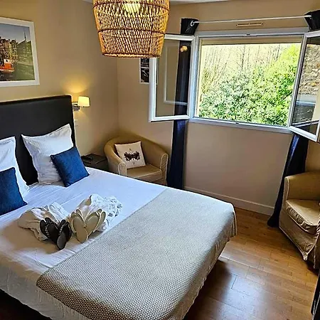La Fraichette-hotel & فندق La Rivière-Saint-Sauveur