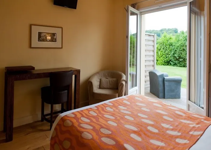 La Fraichette-hotel & La Rivière-Saint-Sauveur