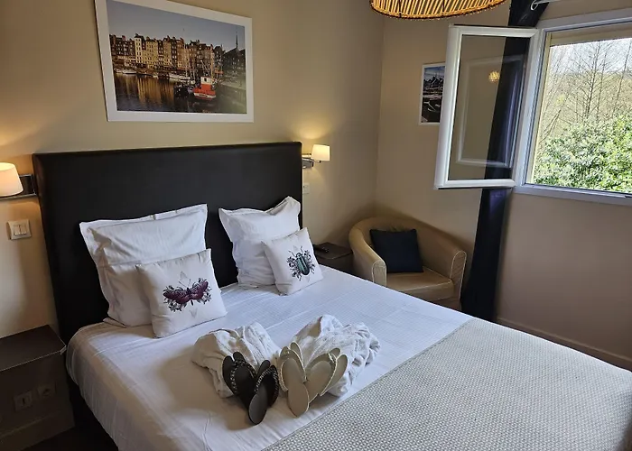 La Fraichette-hotel & Hotel La Rivière-Saint-Sauveur