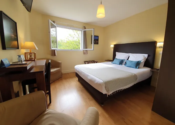 La Fraichette-hotel & La Rivière-Saint-Sauveur